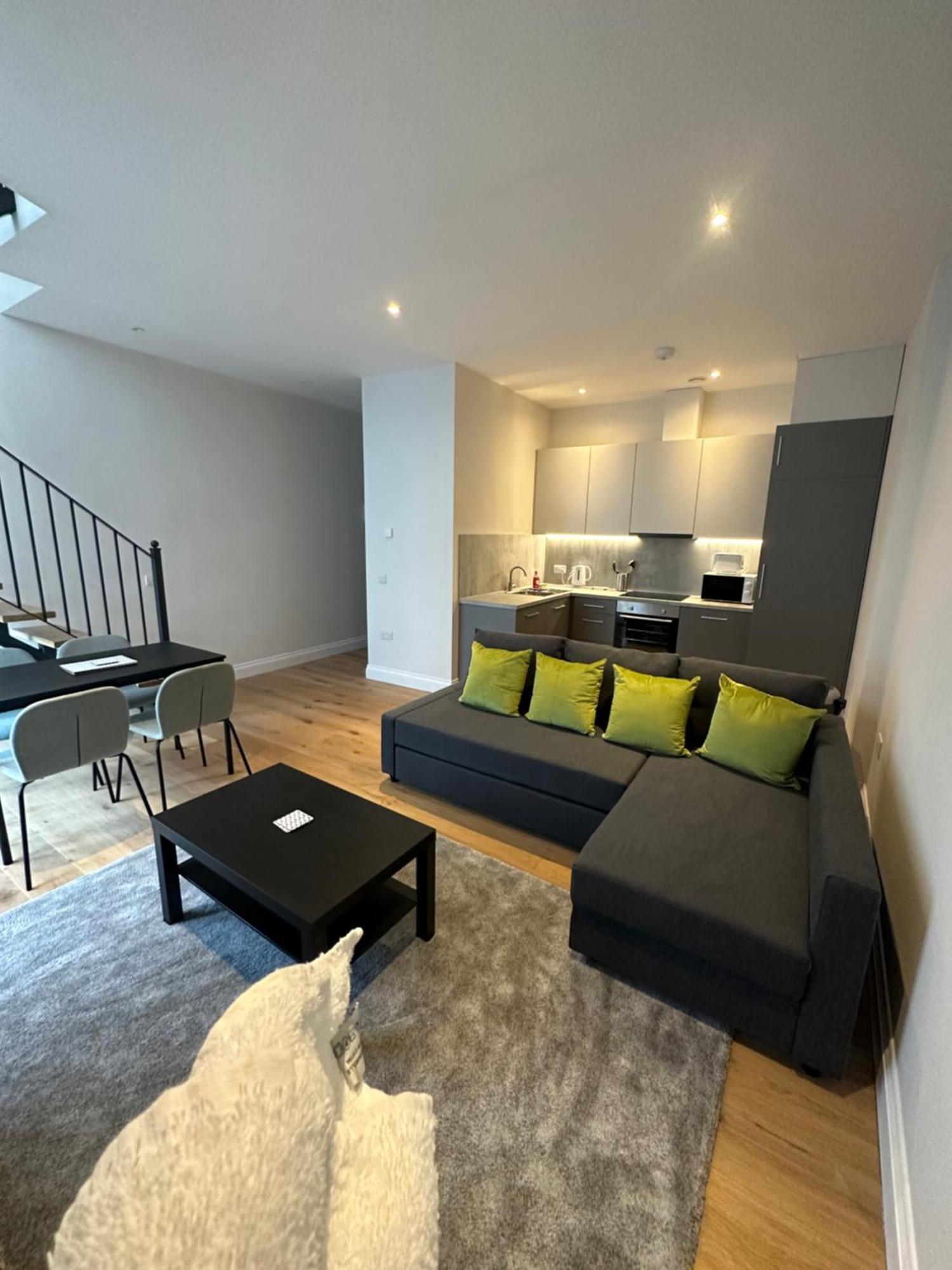 Winchester Street Apartments By Urban Abode Basingstoke Exterior photo